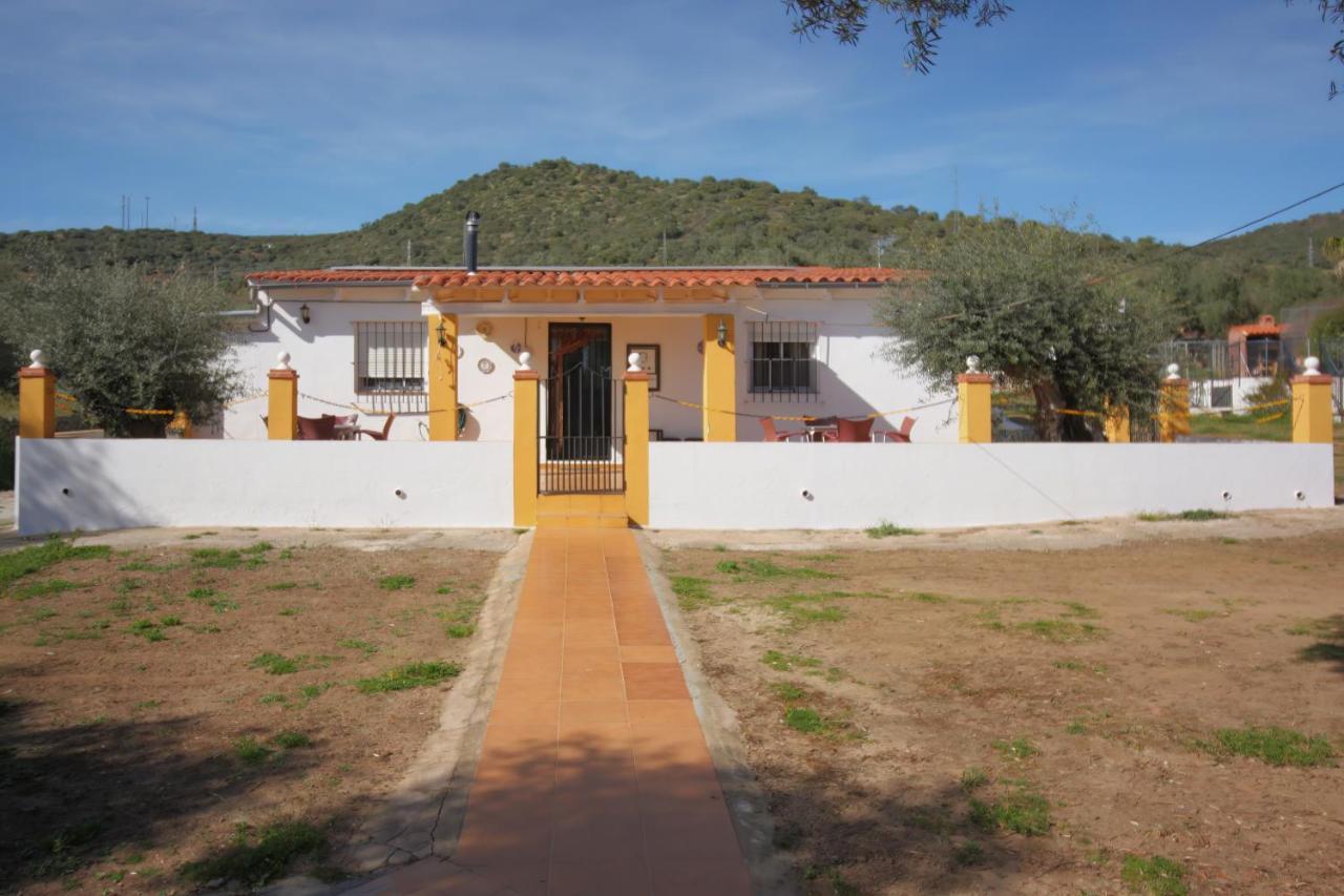 Casa Rural Los Naranjo Херес де лос Кабайерос Екстериор снимка