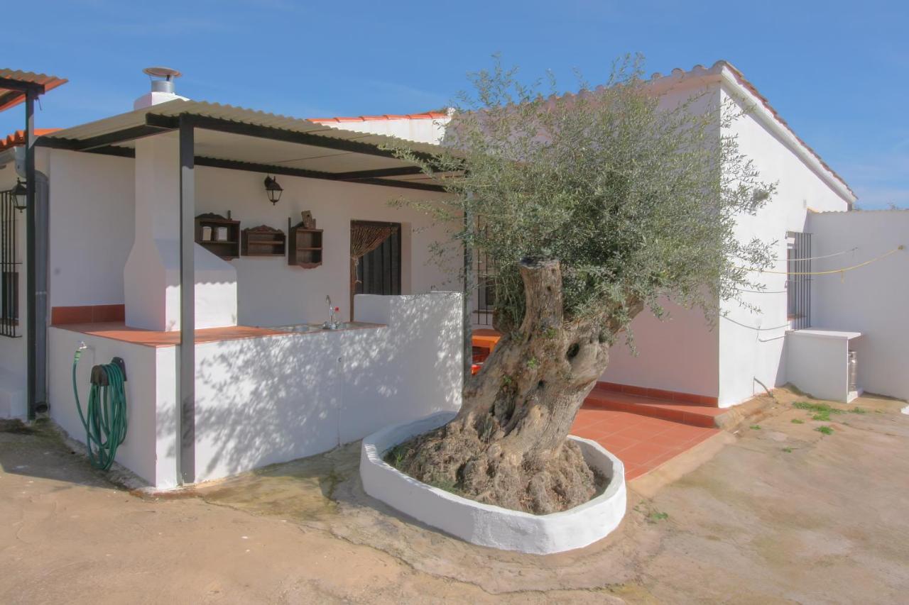 Casa Rural Los Naranjo Херес де лос Кабайерос Екстериор снимка